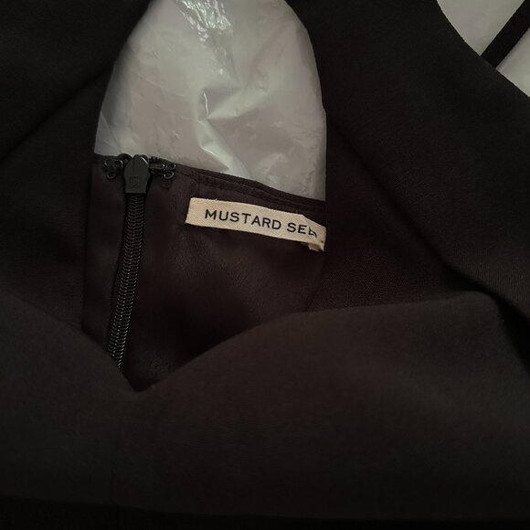 Little Black Dress - Picture 8 of 9